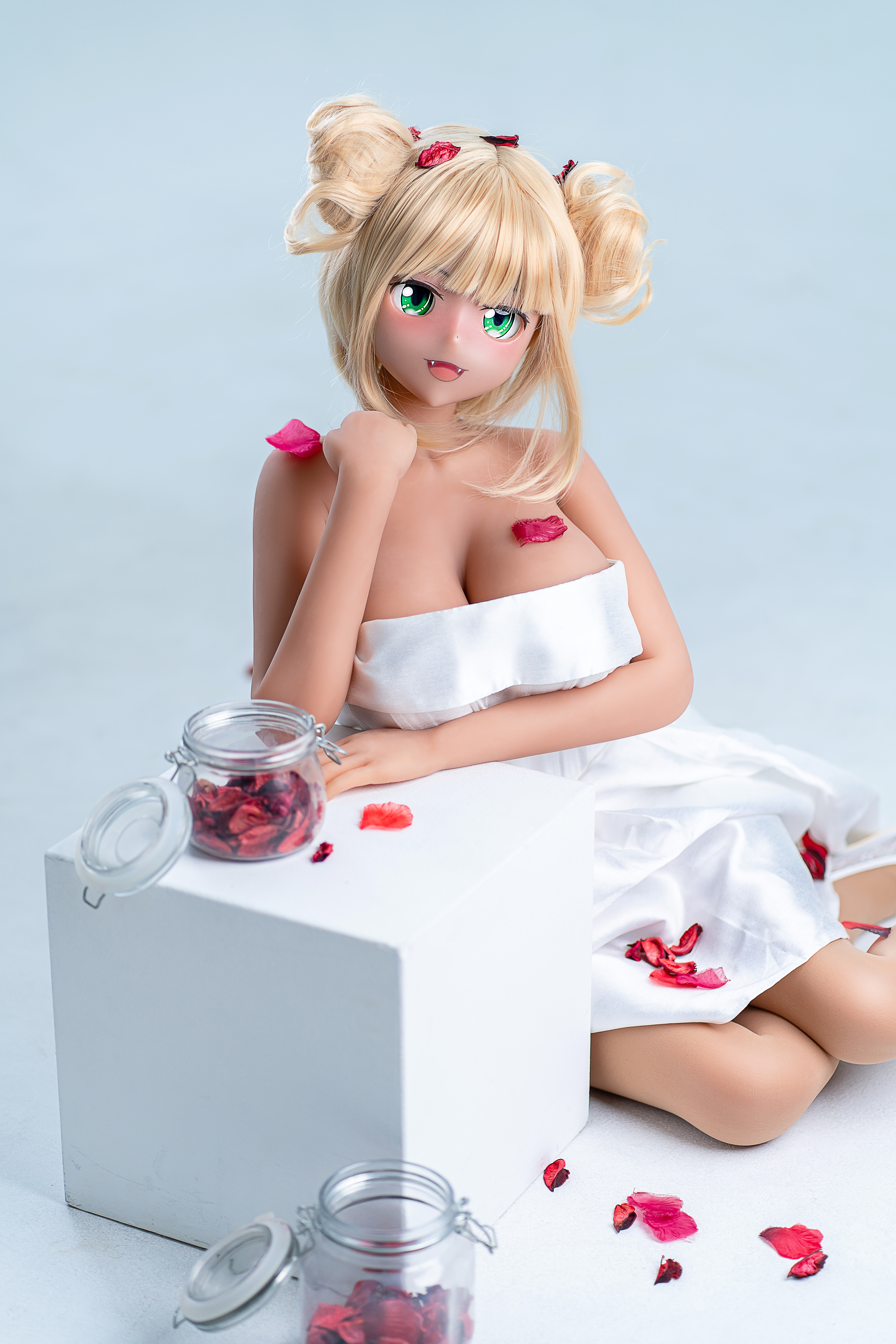 aotume-Champagne-White-6